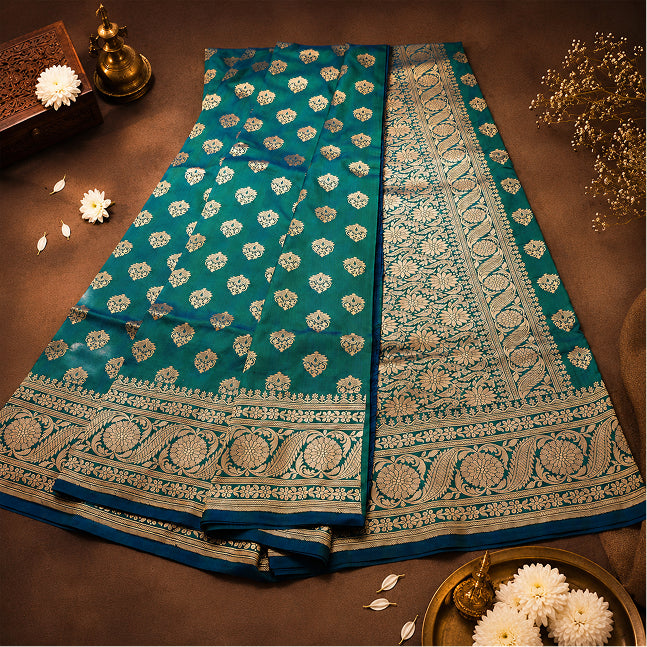 Kanchi Pearl Handwoven Pure Silk Kanjivaram Saree in Sea Green & Peacock Blue